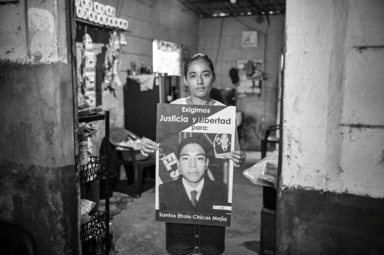 Pagar por delitos que no cometieron bajo el nuevo régimen en El Salvador