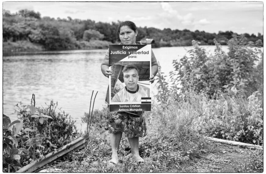 Suplicar al régimen de Bukele, única opción para madres de salvadoreños secuestrados por el Estado