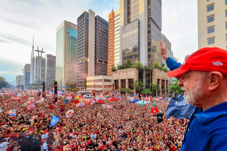 Avances en las ciudades, fortaleza en el noreste: el secreto de la victoria de Lula.
